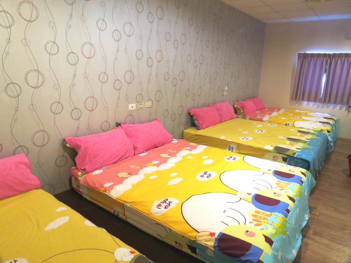Hotel Smile Baby Luodong Exteriér fotografie